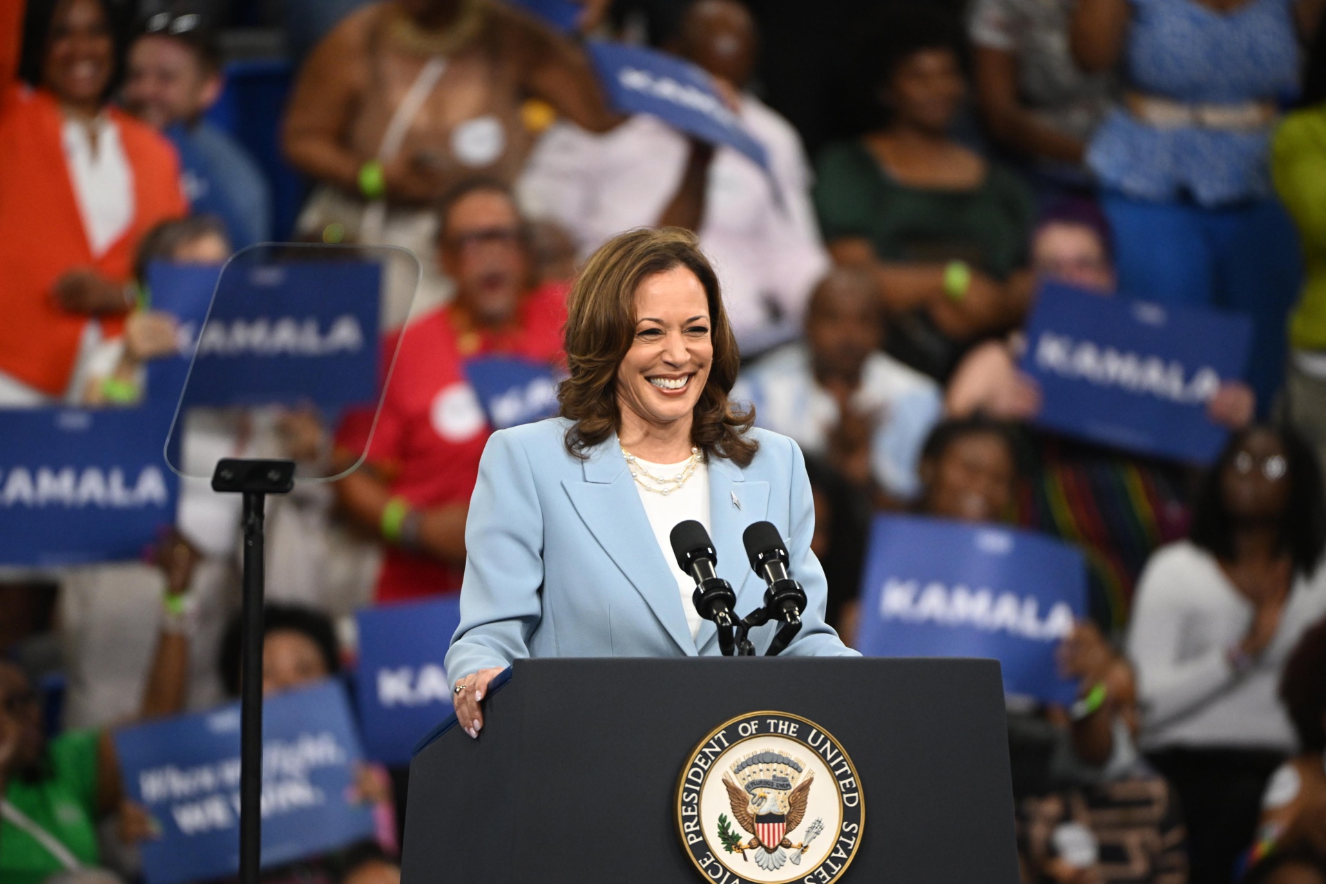 Kamala Harris desafía a Trump: “Si tienes algo que decirme, dímelo en la cara