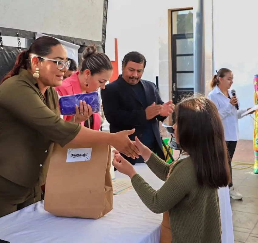 Concluye el Curso de Verano en el DIF de Fresnillo