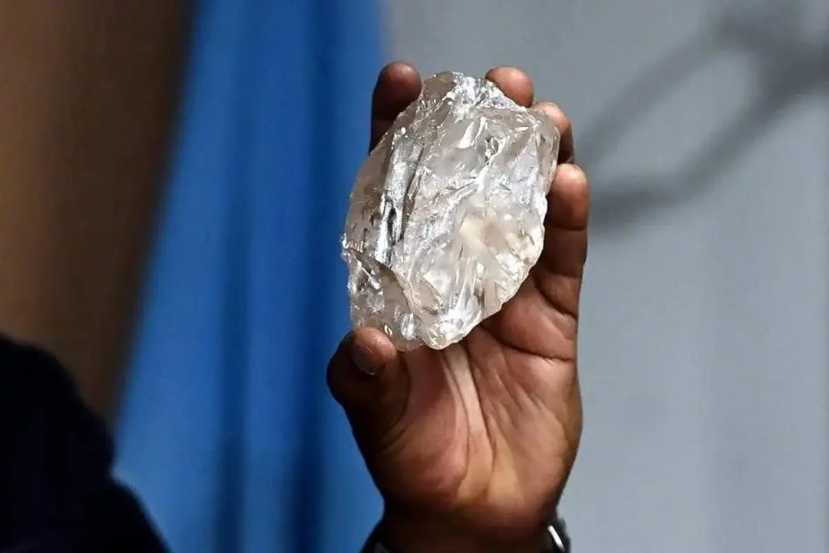Descubren el diamante más grande hallado en un siglo en Botsuana |