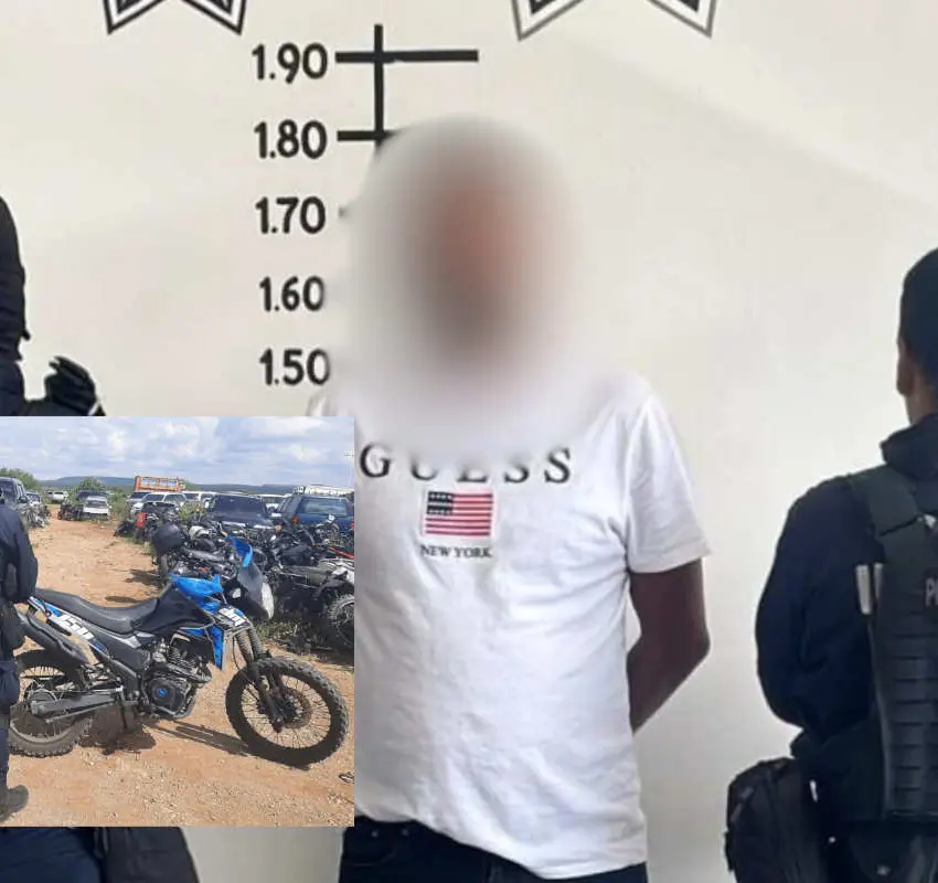 Detienen a hombre con motocicleta robada en Tres Cruces