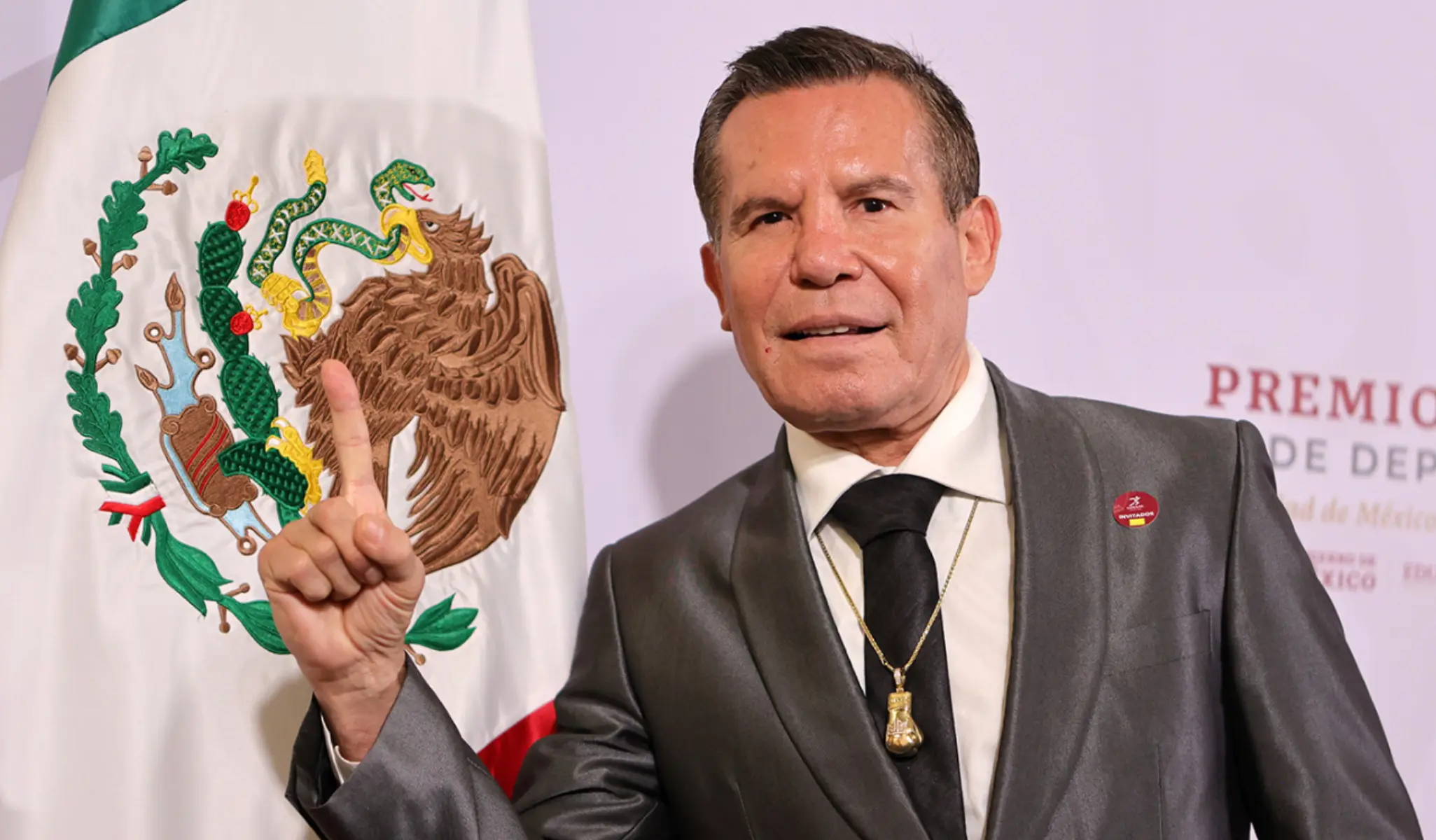 Julio César Chávez amparado por la justicia federal |
