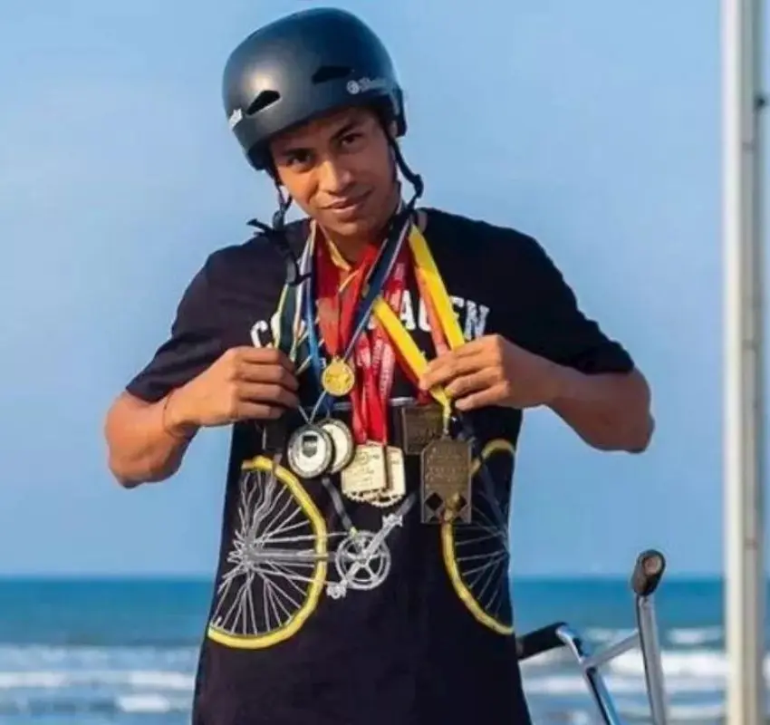 Liberan a Irvin Acosta tras salvar a mujer de abuso