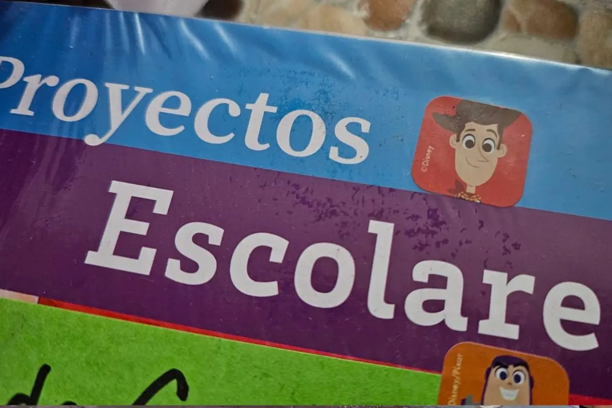 Padres de familia en Fresnillo aún no reciben libros de texto gratuitos |