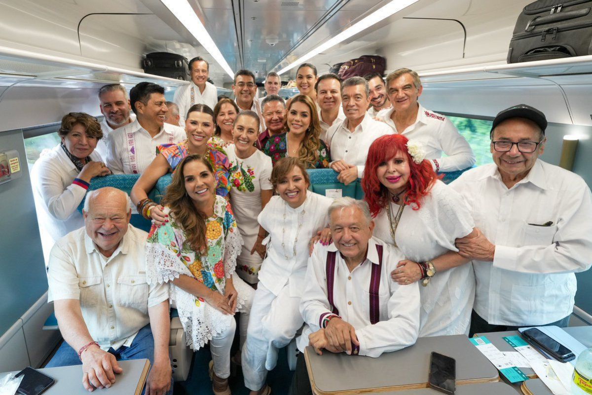 AMLO y Sheinbaum inauguran tren P’atal en Quintana Roo