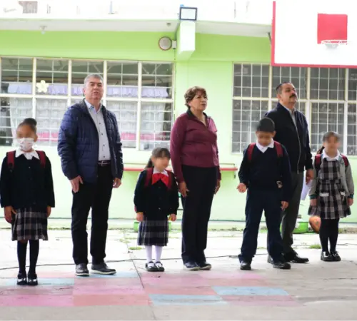 22 escuelas en Chalco y Amecameca inician clases tras inundaciones