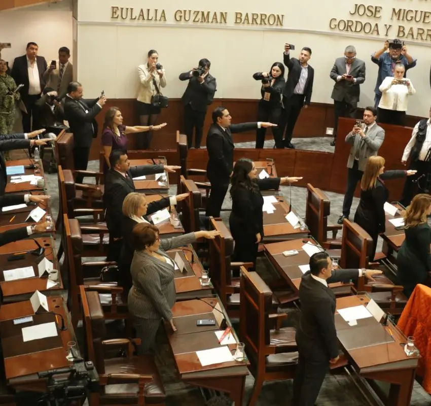 Abre periodo ordinario de sesiones la LXV Legislatura