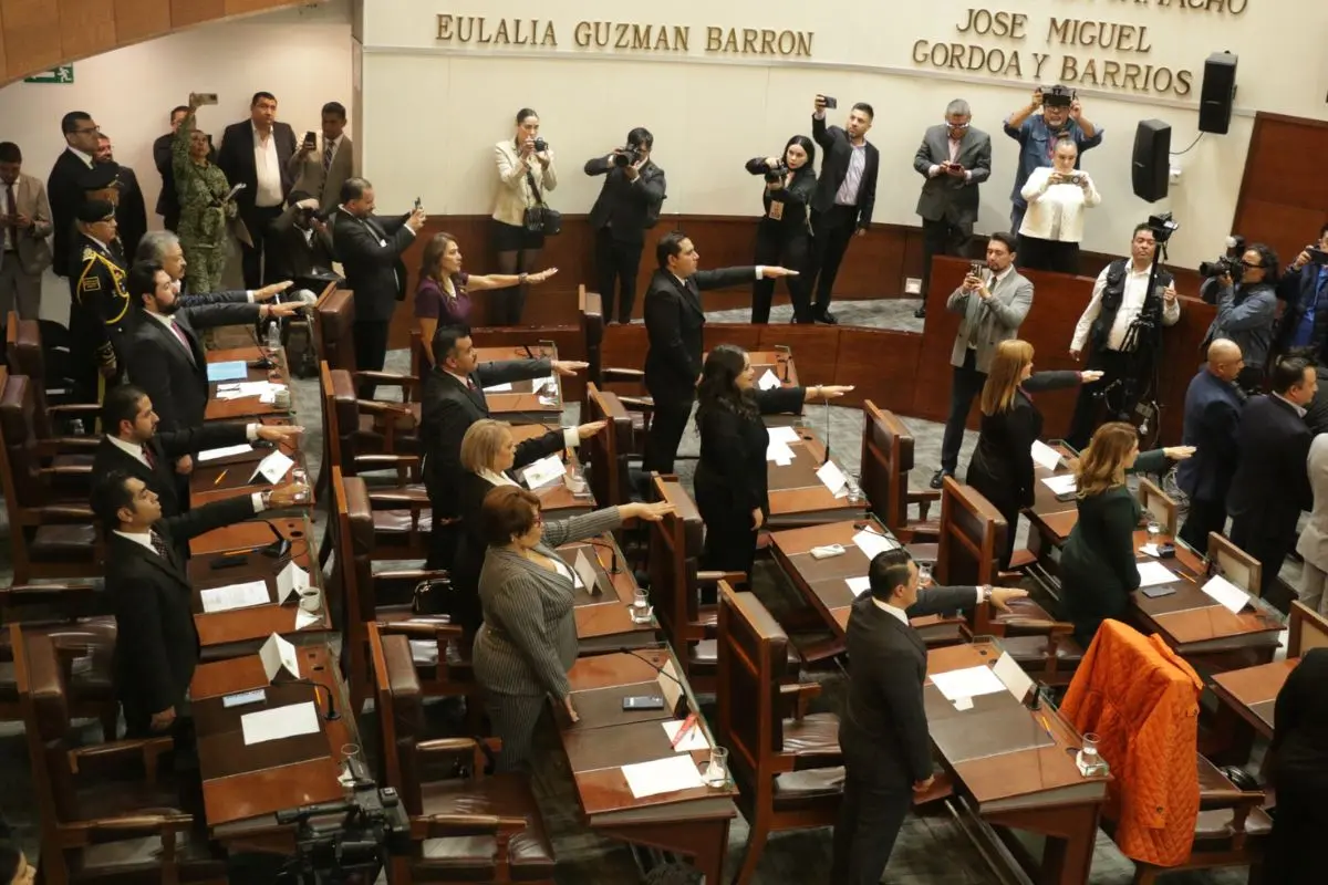 Abre periodo ordinario de sesiones la LXV Legislatura |