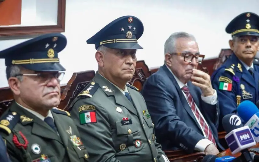 Depende de grupos criminales que pare la violencia en Sinaloa, dice Ejército