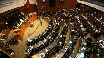 Saúl Monreal propone reforma para reducir salarios en el Poder Judicial y eliminar pensiones vitalicias