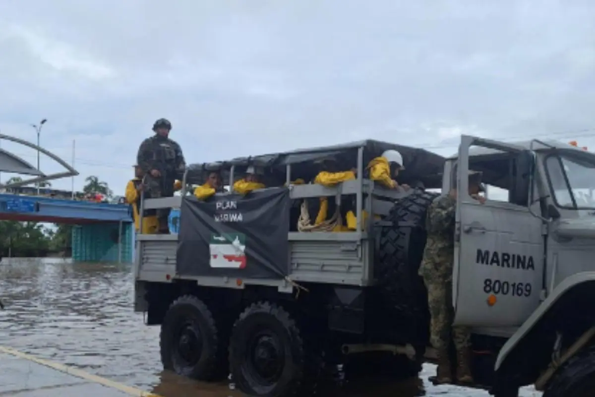 Semar continúa con el apoyo a la población de Guerrero por inundaciones |