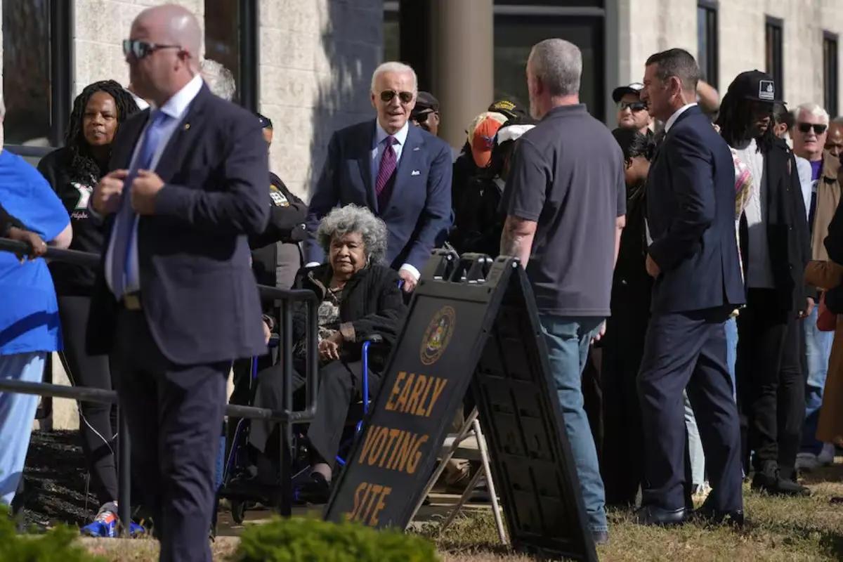 Joe Biden ejerce su voto anticipado en elecciones presidenciales de Estados Unidos |