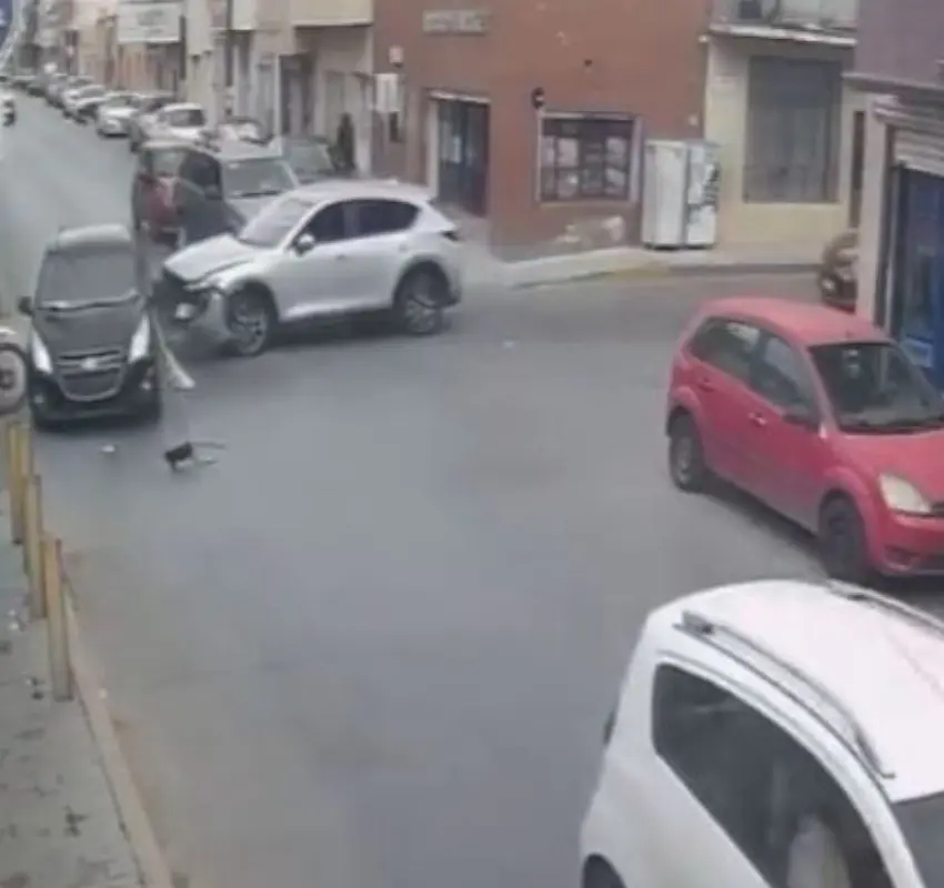 Chocan fuertemente a motociclista y se dan a la fuga en Providencia de Rivera, Fresnillo