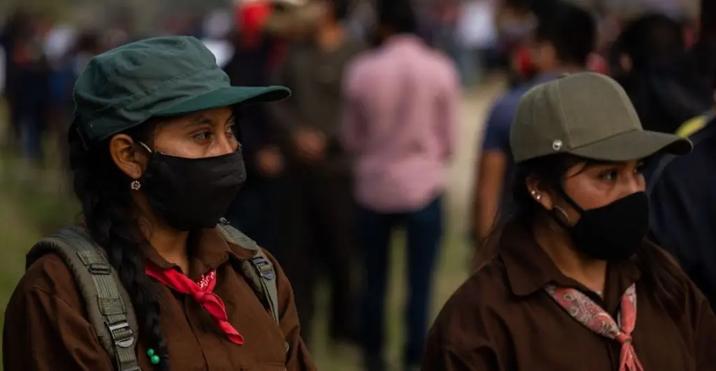 Grupos armados amenazan y retiran de tierras recuperadas a bases del EZLN |