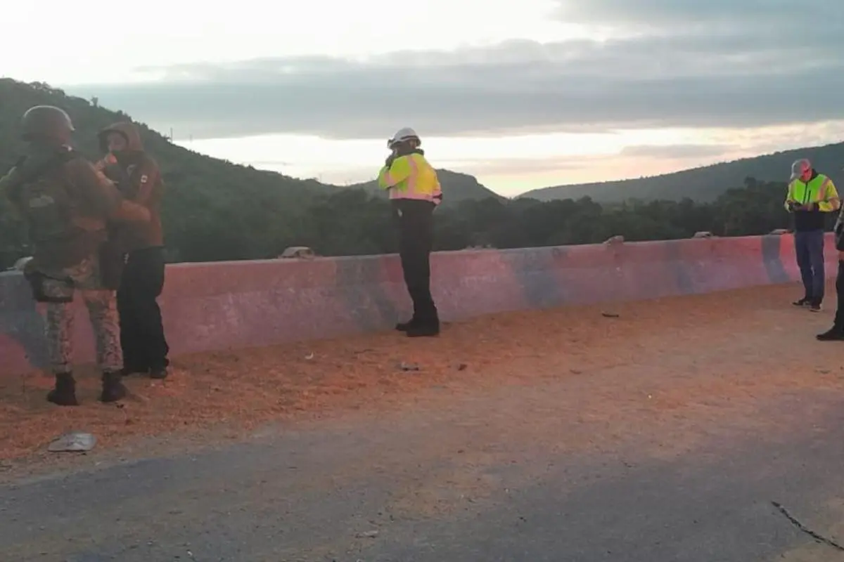 Gobierno de Zacatecas brinda atención y respaldo a familias de víctimas de accidente ee la autopista Zacatecas Aguascalientes |
