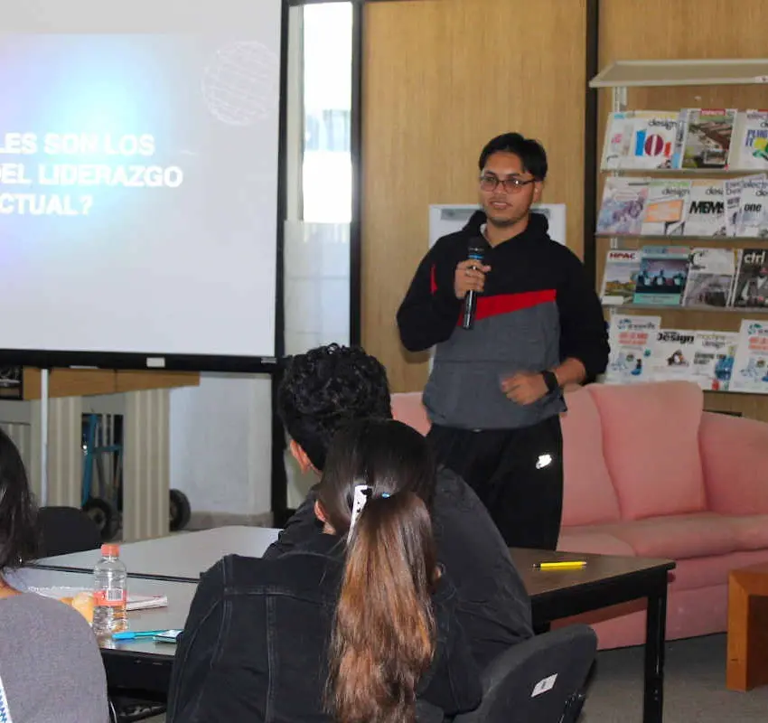 Imparte Kybernus taller de liderazgo a los alumnos de la Utzac