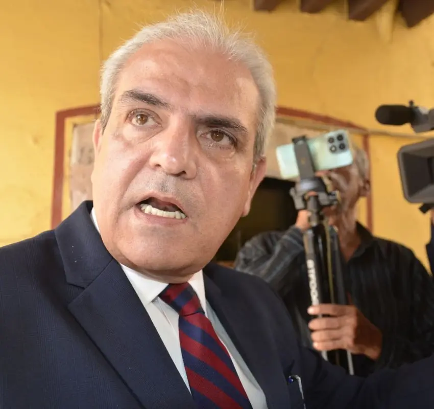 Issstezac pagará aguinaldos ”hasta donde se ajuste”