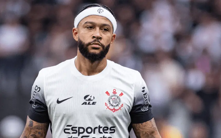 Problemas de patrocinio ponen en riesgo la continuidad de Memphis Depay en el Corinthians