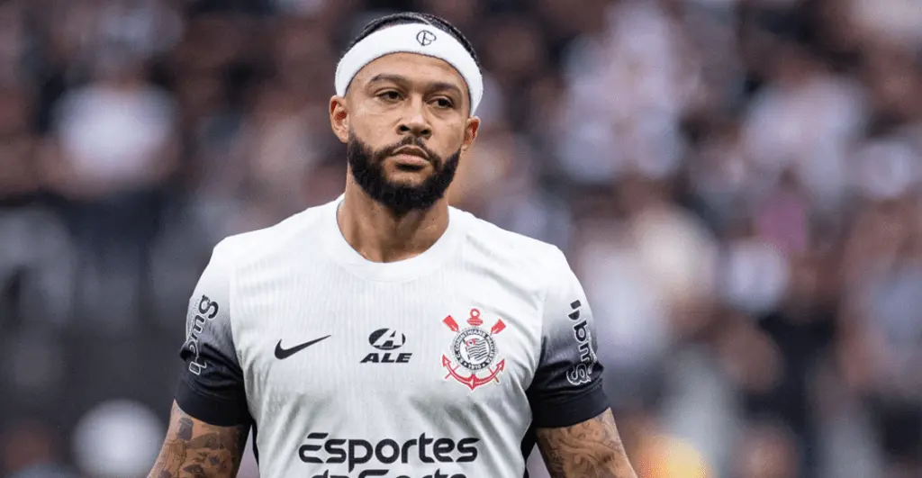 Problemas de patrocinio ponen en riesgo la continuidad de Memphis Depay en el Corinthians |