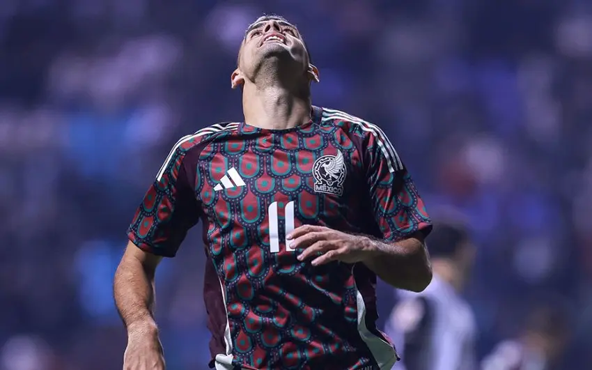 ¡Abucheados! Valencia le empata y exhibe a la Selección Mexicana con  equipo alternativo