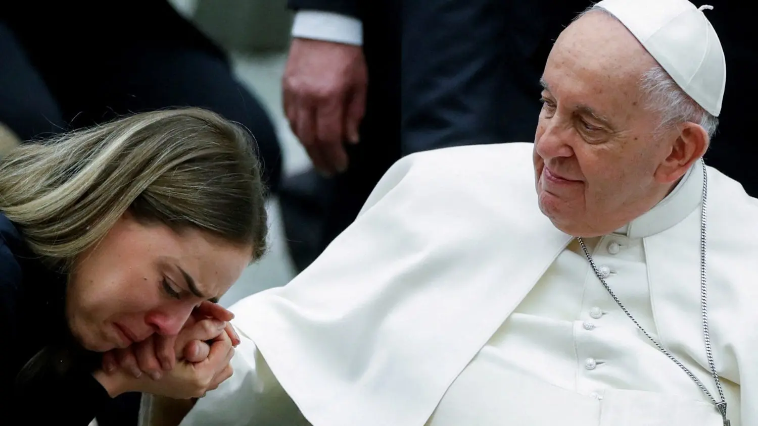 Un camino hacia la igualdad de mujeres y hombres en la iglesia |