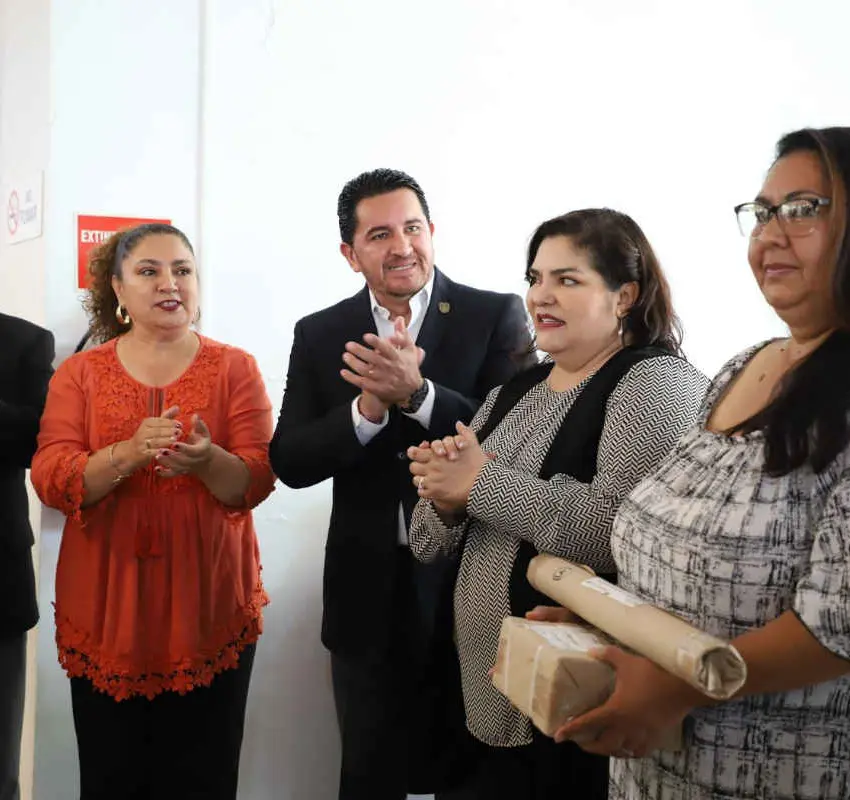 Biblioteca de Fresnillo recibe donación de libros