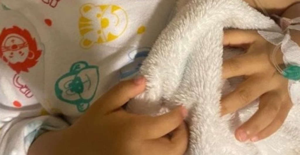 Alfonso padece cáncer a sus 2 años, su familia ha pasado obstáculos y necesita de nuestra ayuda