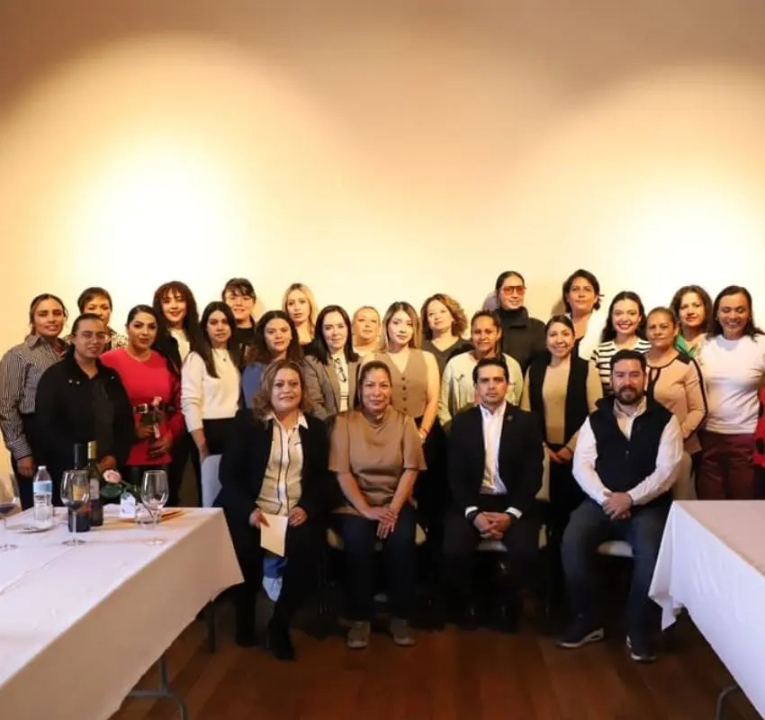 Cierra con éxito capacitación de mujeres emprendedoras en Fresnillo