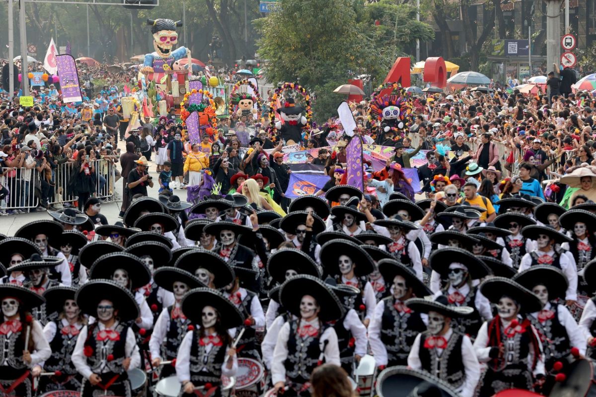 Desfile de Día de Muertos 2024 en CDMX