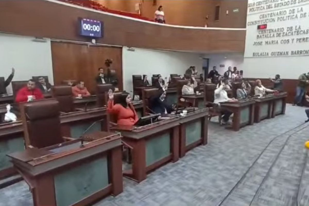 El Runrún: Los diputados deben sesionar en Apulco y dar posesión al nuevo alcalde