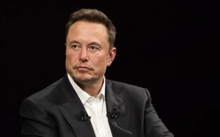 Votantes demandan a Elon Musk por rifas falsas de un millón de dólares