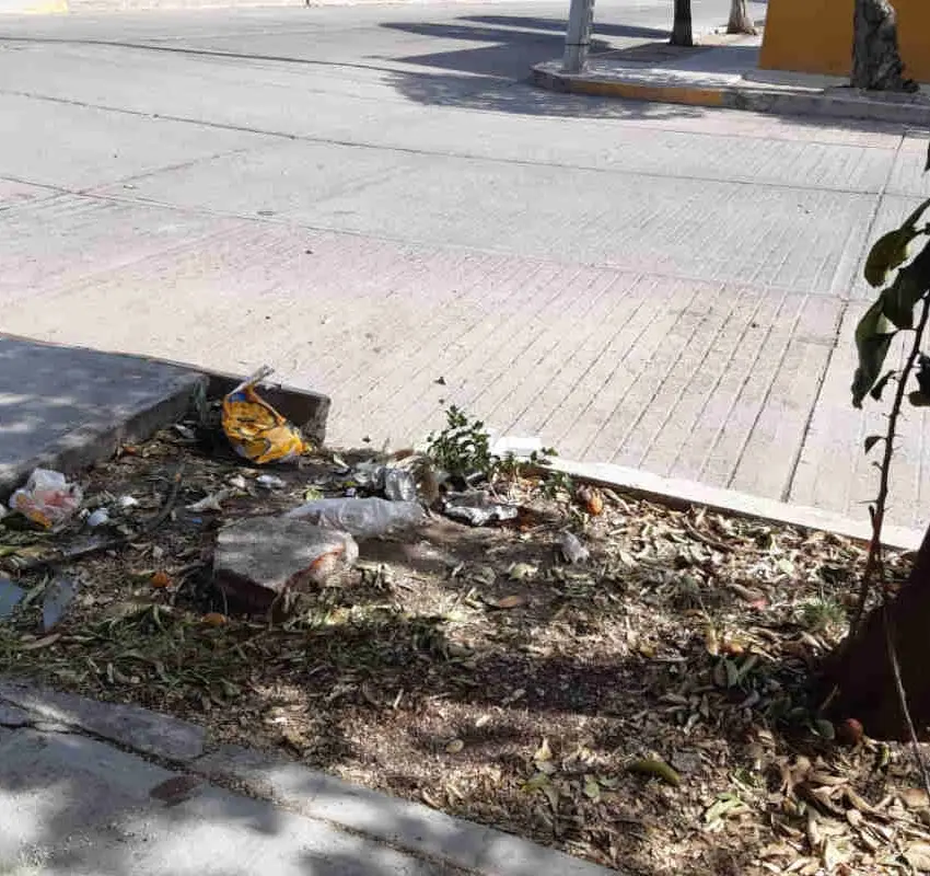Hombre termina con traumatismo en el cráneo tras caída de un segundo piso