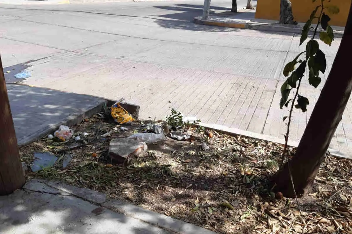 Hombre termina con traumatismo en el cráneo tras caída de un segundo piso |