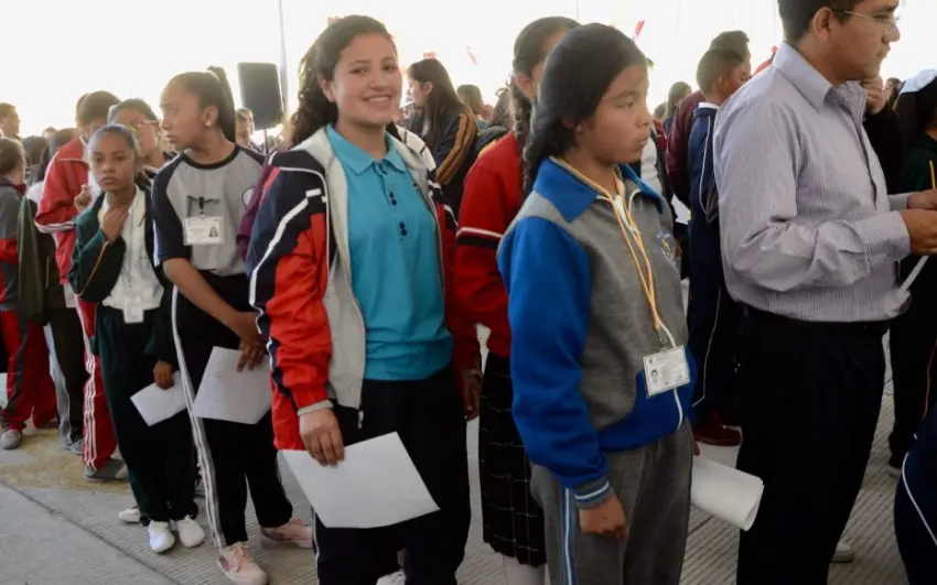 Requisitos, fechas y todo sobre el registro para la beca Rita Cetina a estudiantes de secundaria