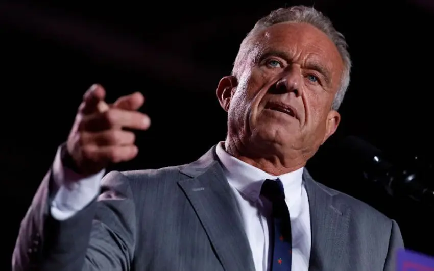Robert F. Kennedy Jr: El posible secretario de Sanidad de Trump que le cortó la cabeza a una ballena