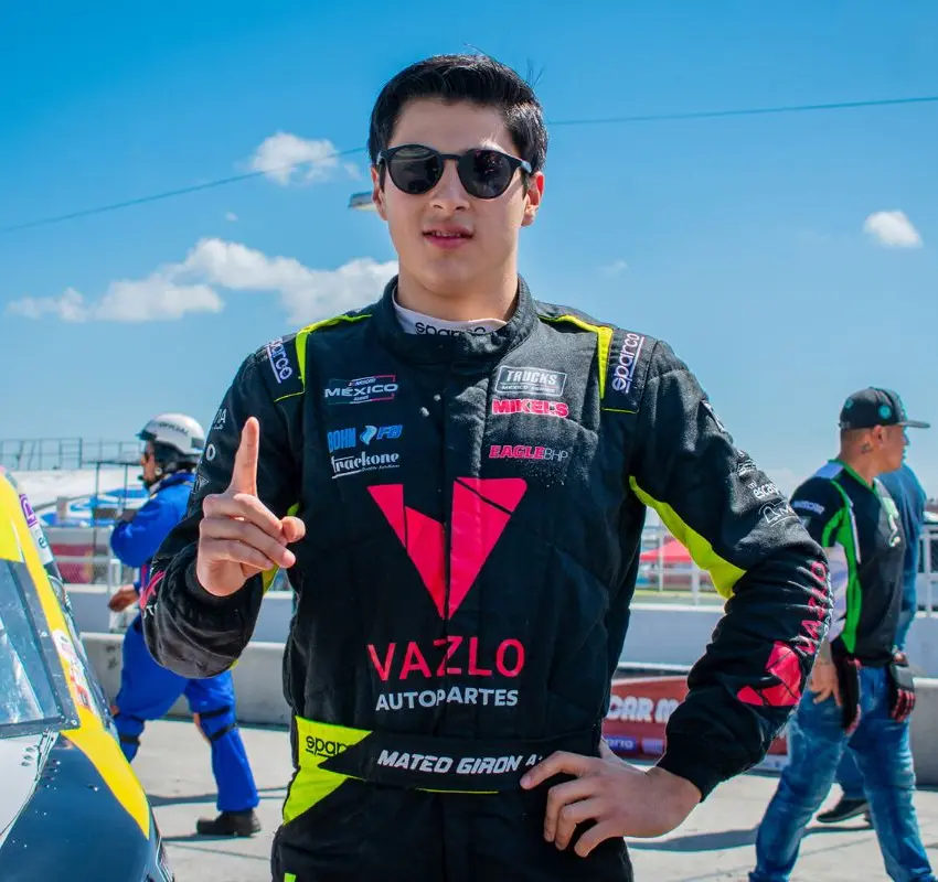 Un choque a mitad de la carrera impide a Mateo Girón tener un buen cierre