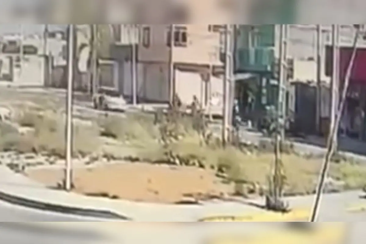 Un joven motociclista se encuentra grave tras impacto con un vehículo |