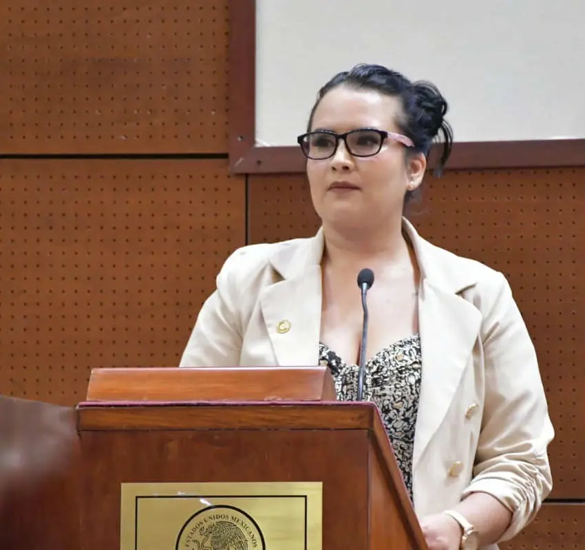 Van por sanciones contra quienes instiguen al suicidio