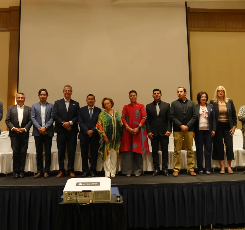 Gobierno de  Acapulco va con empresarios para incremento de turismo