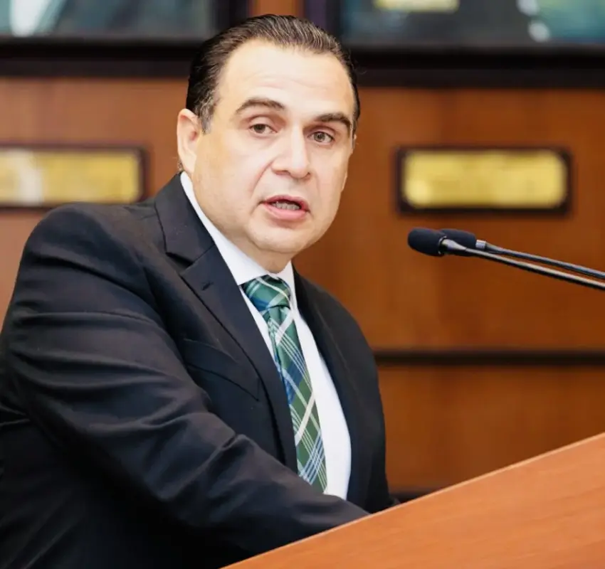 Busca Fecapeq modificar la Ley Estatal de Profesiones