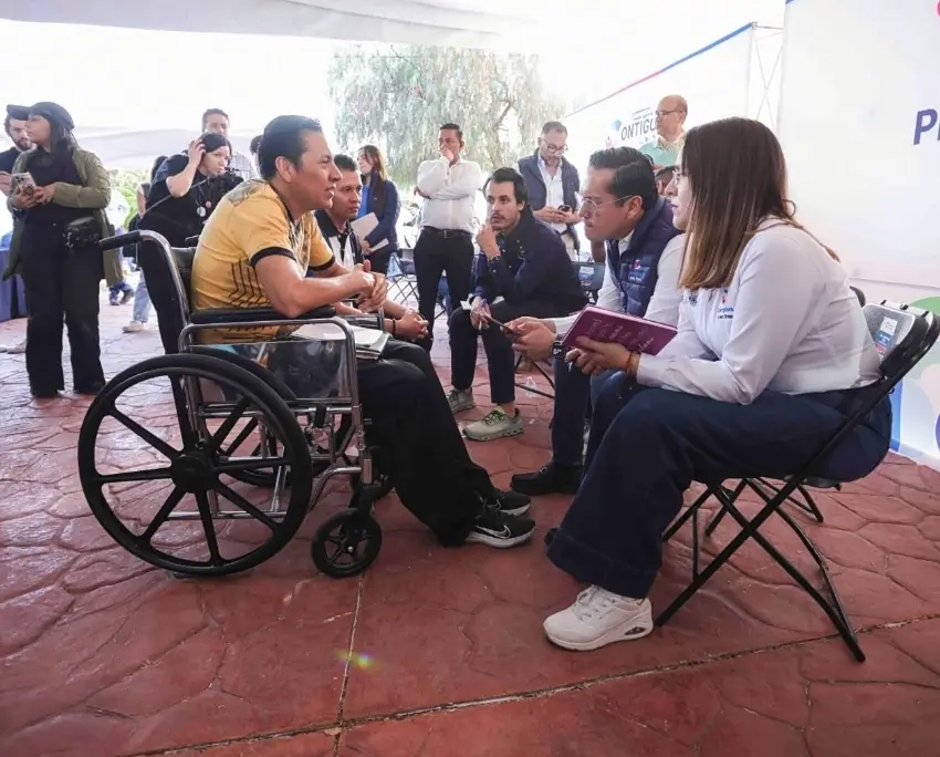 Chepe Guerrero realiza la primera jornada “Corregidora Contigo” en Paseos del Bosque