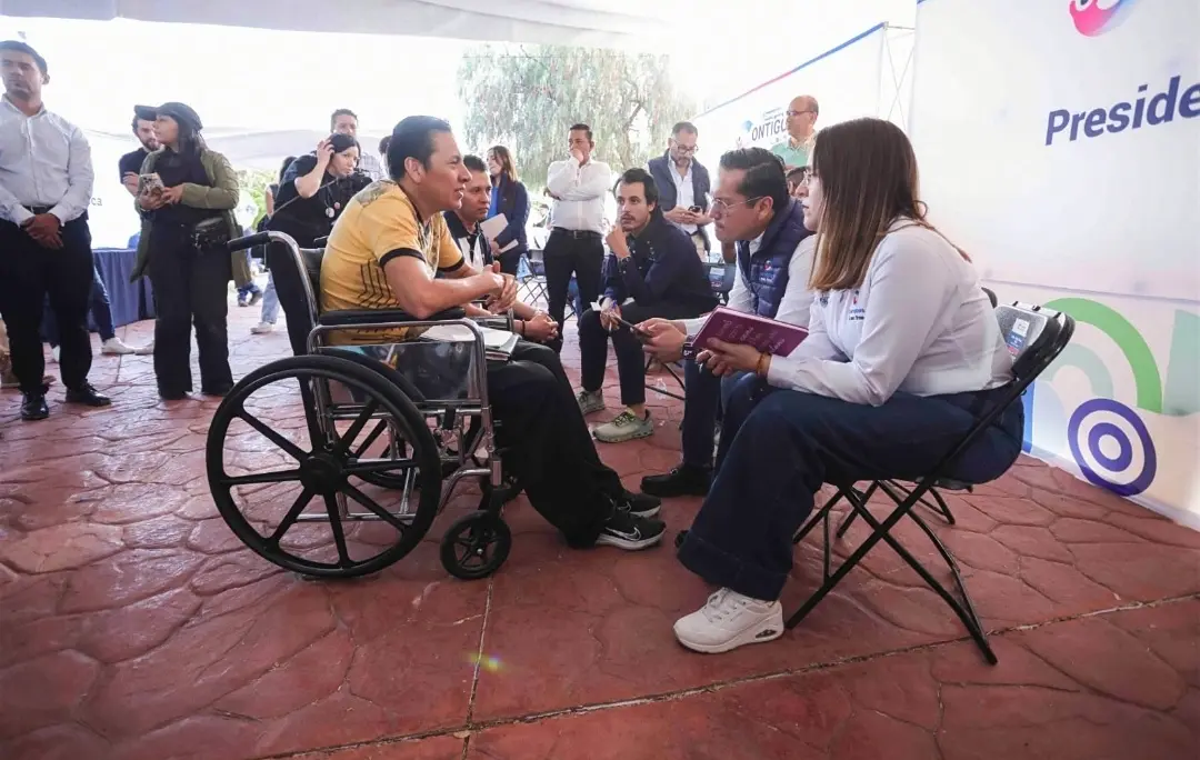 Chepe Guerrero realiza la primera jornada Corregidora Contigo en Paseos del Bosque | CHEPE GUERRERO REALIZA LA PRIMERA JORNADA CORREGIDORA CONTIGO EN