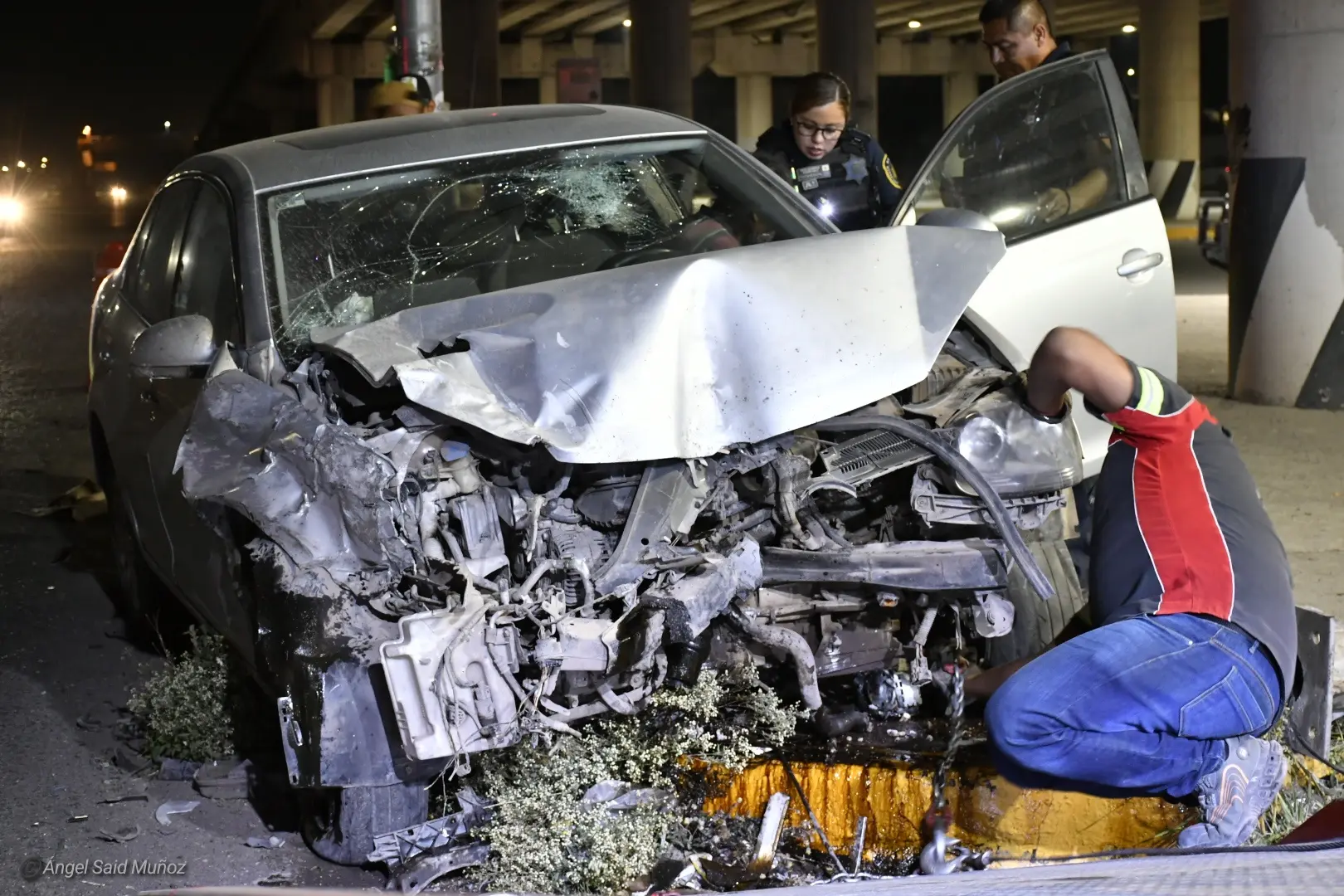 Dos automovilistas valorados tras fuerte semaforazo | Dos automovilistas valorados tras fuerte semaforazo   Noticias de