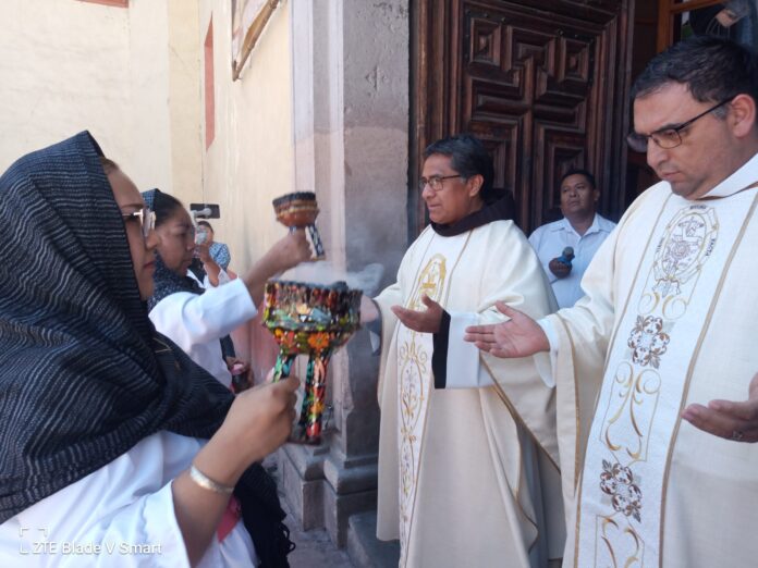 Entrega la corporación de Mayordomía Parande a la Basílica ...