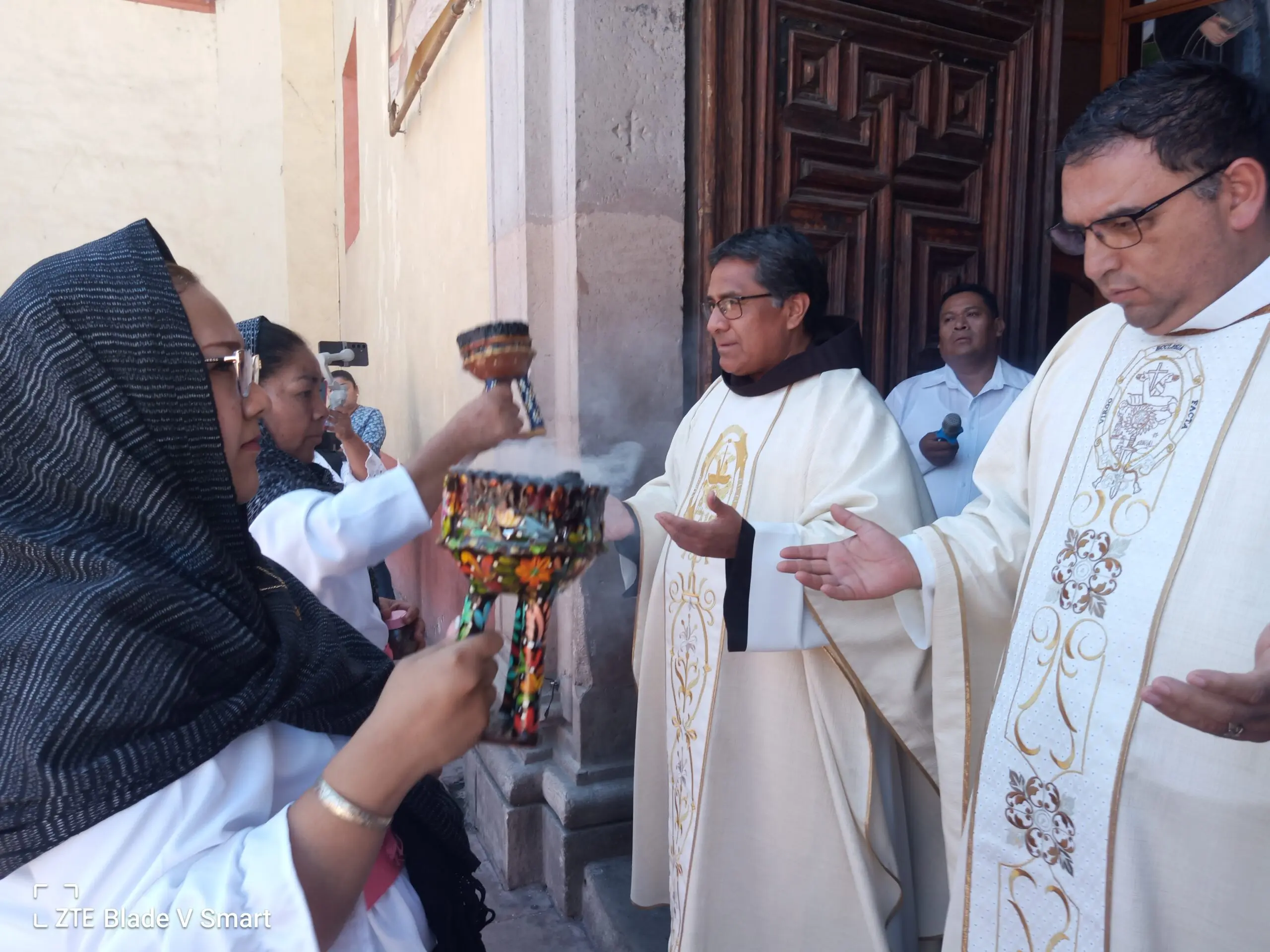 Entrega la corporación de Mayordomía Parande a la Basílica