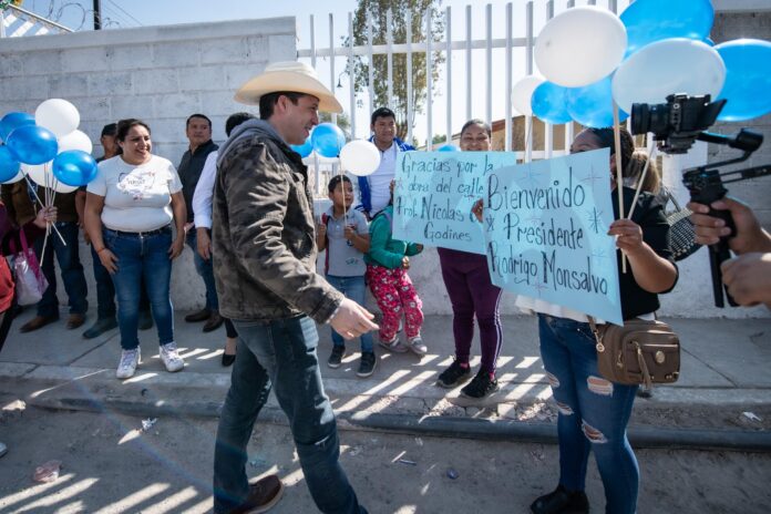 Rodrigo Monsalvo entrega obras de urbanización y de servicios en ...