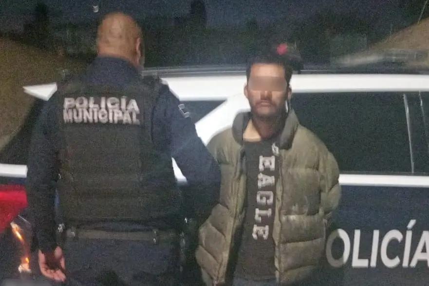 Lo detienen tras atracar un establecimiento | Lo detienen tras atracar un establecimiento   Noticias de Querétaro