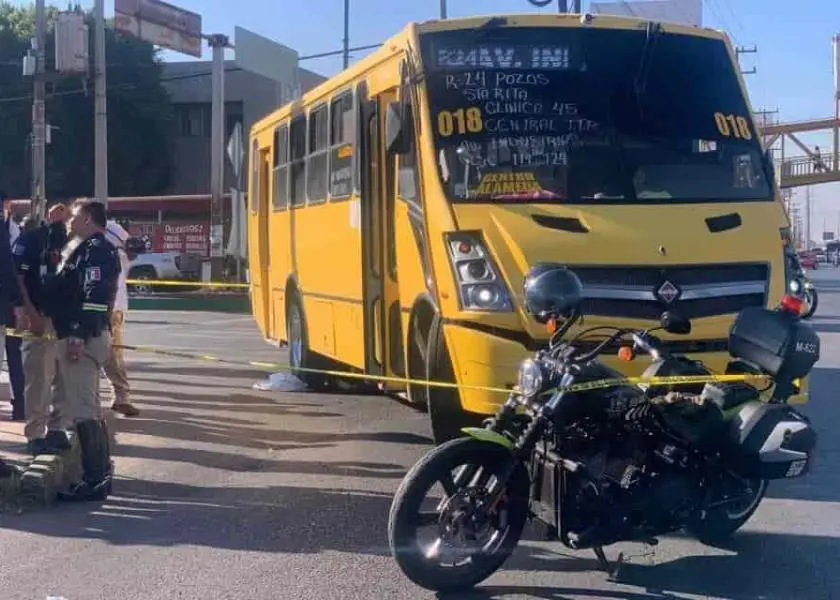 Mujer atropellada en la Av. Plan de San Luis