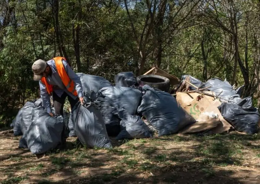Realizan 22 menores trabajo comunitario