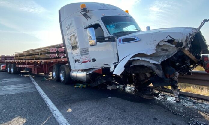 Se queda dormido al volante y causa choque múltiple - Noticias de ...