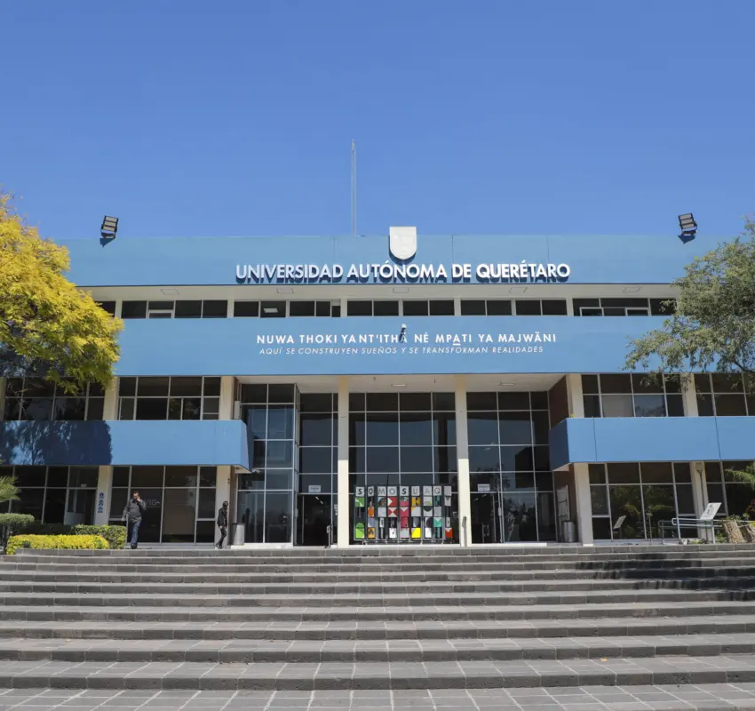 UAQ, 74 años de historia